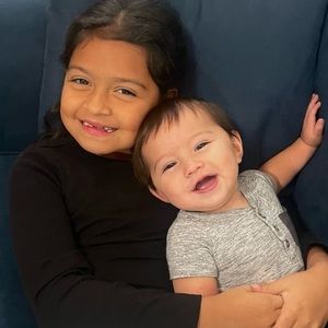 Meet your Posher, Eva